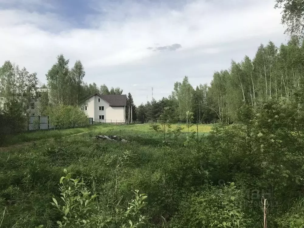 Участок в Московская область, Дмитровский муниципальный округ, д. ... - Фото 1
