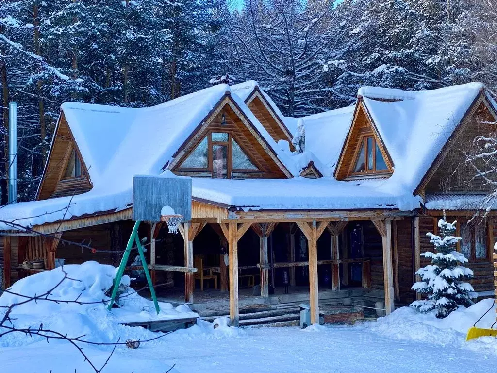 Дом в Башкортостан, Белорецкий район, Абзаковский сельсовет, с. ... - Фото 1