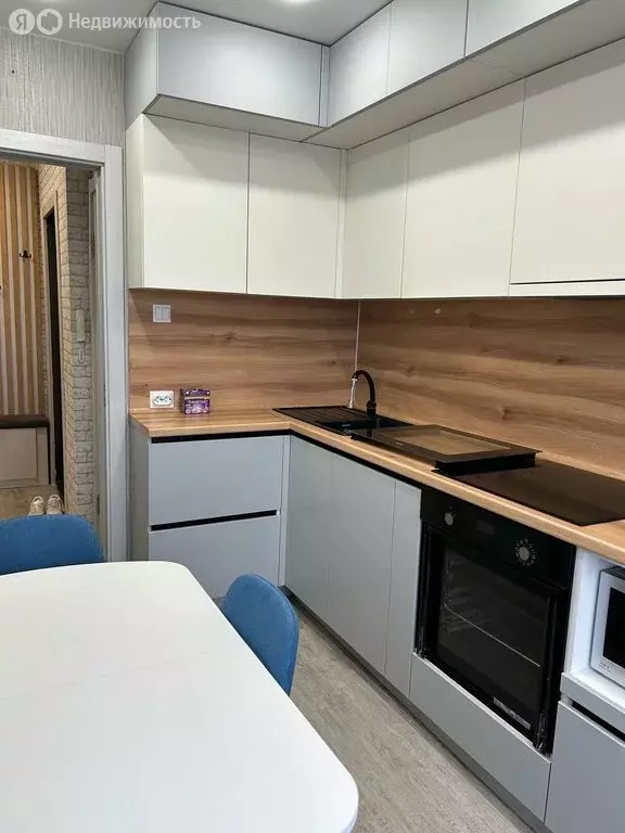 3-комнатная квартира: Томск, улица Сергея Лазо, 26 (65 м) - Фото 1