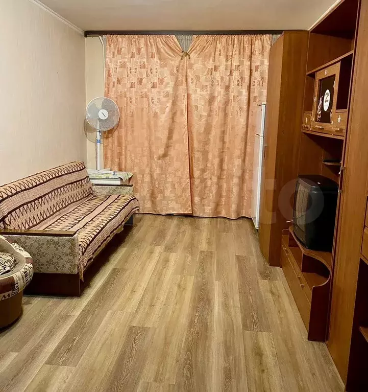 Комната 18 м в 2-к., 1/5 эт. - Фото 0