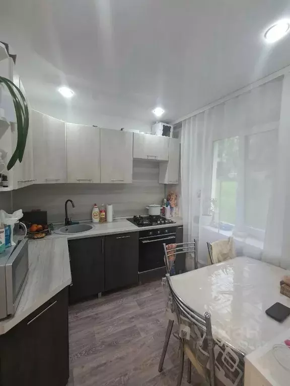 2-к кв. Пермский край, Губаха ул. Дегтярева, 6А (44.4 м) - Фото 1