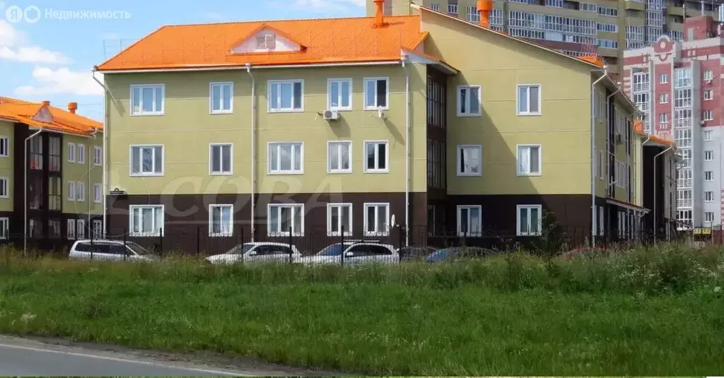 2-комнатная квартира: Тюмень, улица Академика Сахарова, 44 (57 м) - Фото 1