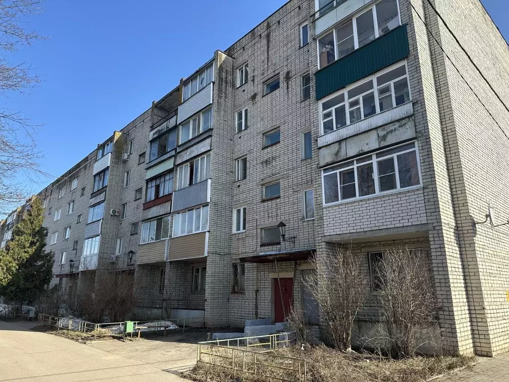 1-к кв. Смоленская область, Гагарин Студенческий пер., 7А (32.0 м) - Фото 1
