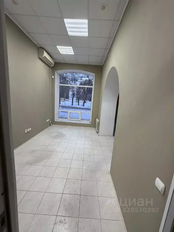 Офис в Волгоградская область, Волгоград ул. Мира, 26 (184 м) - Фото 2