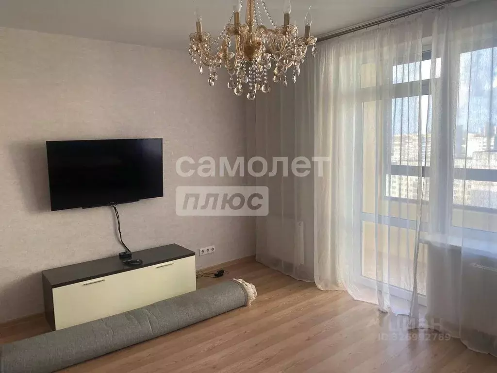 1-к кв. Свердловская область, Екатеринбург ул. Радищева, 61 (57.0 м) - Фото 1