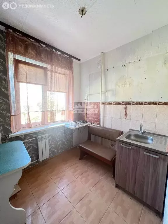 2-комнатная квартира: Керчь, улица Будённого, 13 (45 м) - Фото 1