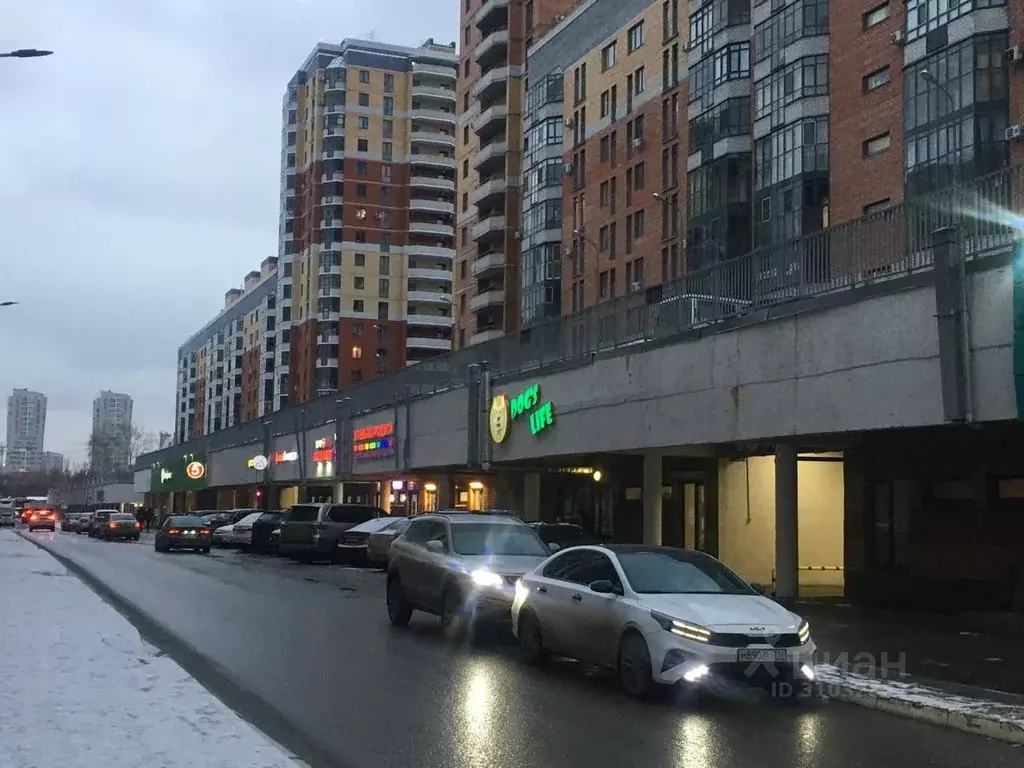 Помещение свободного назначения в Татарстан, Казань ул. Зур Урам, 1Кк3 ... - Фото 0