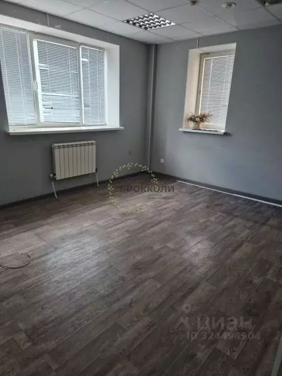 Офис в Волгоградская область, Волгоград ул. Им. Циолковского, 33 (50 ... - Фото 1