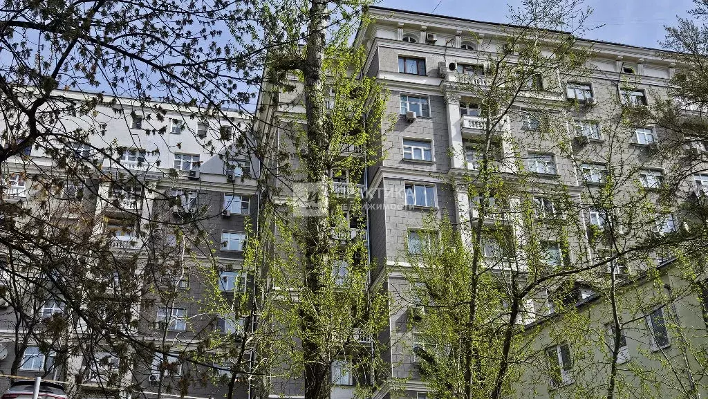 Продается 4-комнатная квартира - Фото 1