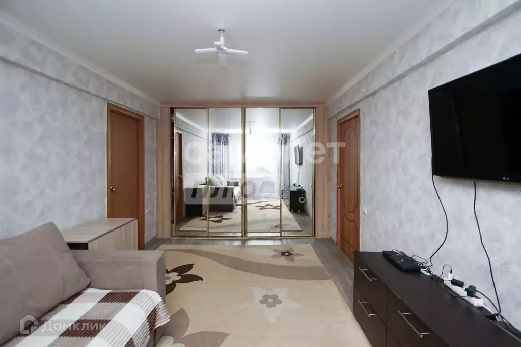 Продаётся 3-к квартира, 58.4 м - Фото 1