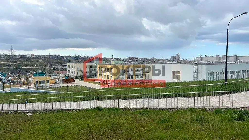 2-к кв. Севастополь ул. Токарева, 3 (60.8 м) - Фото 1