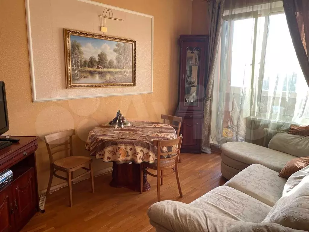 3-к. квартира, 70 м, 6/9 эт. - Фото 0