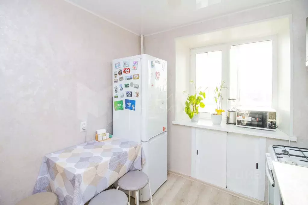 1-к кв. Тюменская область, Тюмень проезд Геологоразведчиков, 9 (32.7 ... - Фото 1