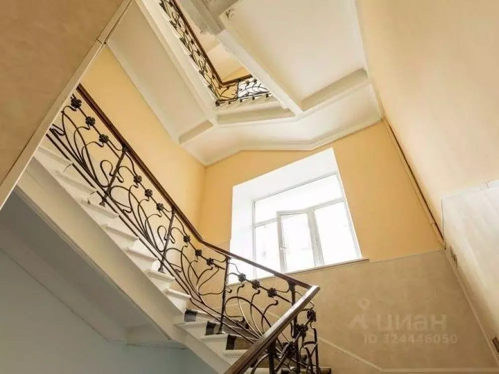 Офис в Москва Тверская ул., 12С7 (17 м) - Фото 1