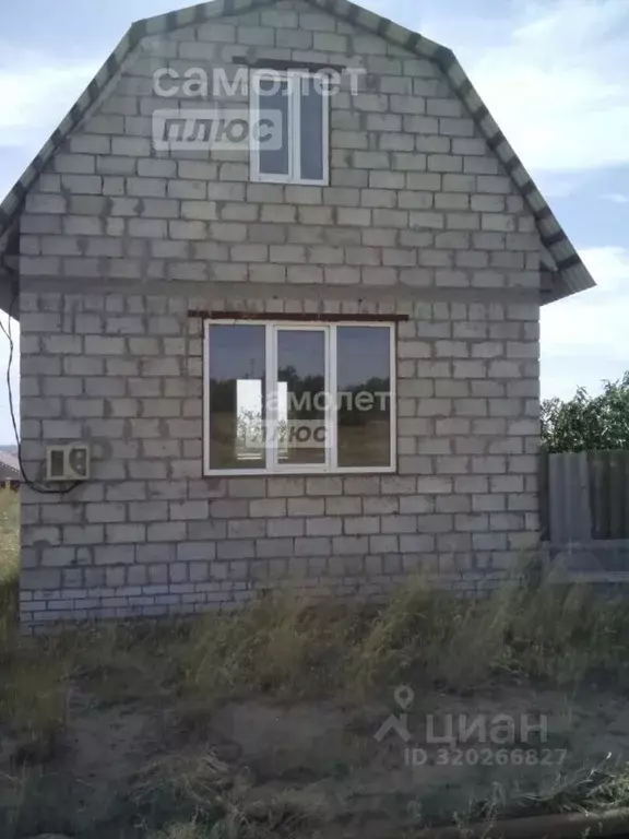 Дом в Волгоградская область, Волгоград Советский пер. (80 м) - Фото 1