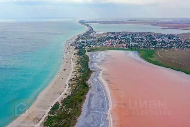 Участок в Крым, Сакский район, с. Штормовое  (1500.0 сот.) - Фото 0