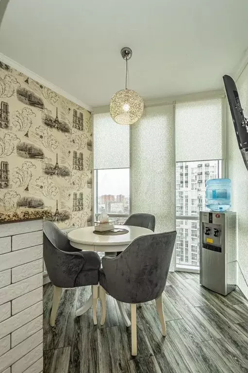 1-к. квартира, 40 м, 21/24 эт. - Фото 1