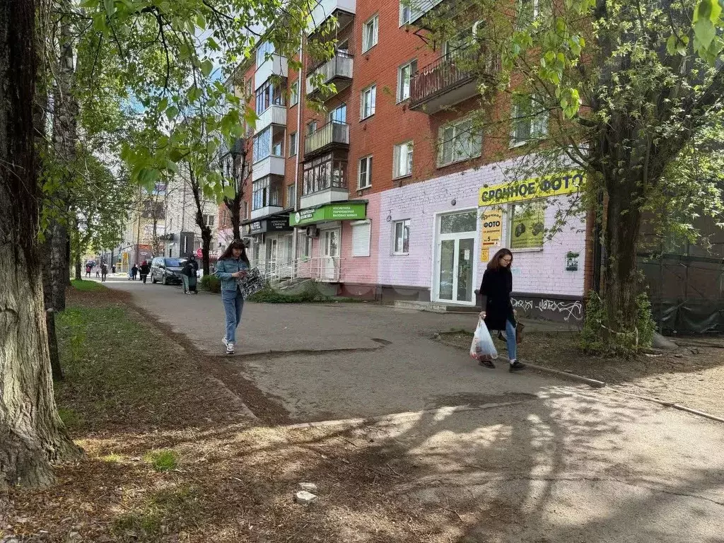 Помещение свободного назначения в Тверская область, Тверь просп. ... - Фото 1