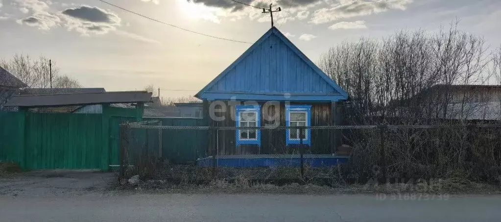 Дом в Челябинская область, Пласт ул. Чехова, 40 (28 м) - Фото 0