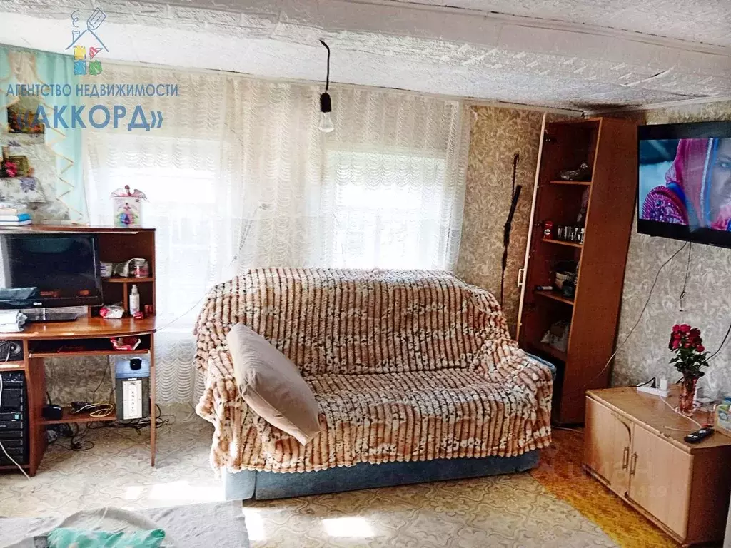 Дом в Алтайский край, Бийск городской округ, пос. Нагорный пер. ... - Фото 2