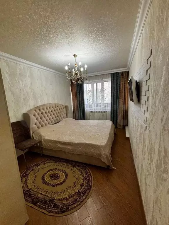 3-к. квартира, 90 м, 2/9 эт. - Фото 0