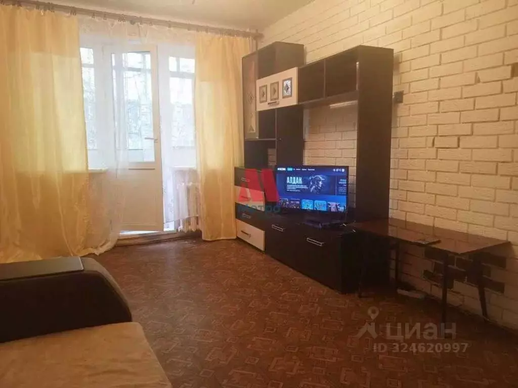 2-к кв. Ярославская область, Ярославль ул. Урицкого, 11 (44.5 м) - Фото 1