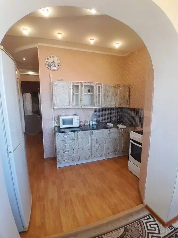 1-к. квартира, 38 м, 8/9 эт. - Фото 0