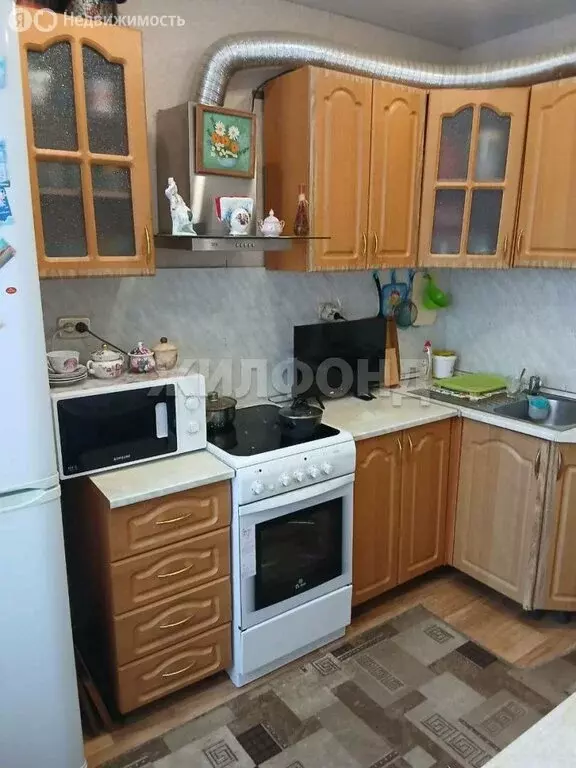 3-комнатная квартира: Тольятти, 20-й квартал, Рябиновый бульвар, 4 ... - Фото 0