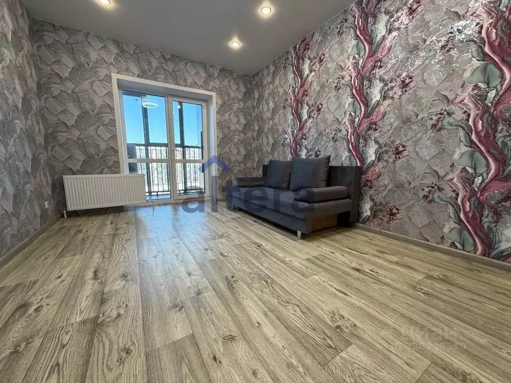 1-к кв. Татарстан, с. Высокая Гора ул. Рождественская, 10Б (35.0 м) - Фото 1