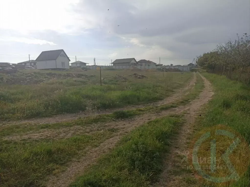 Участок в Крым, Симферопольский район, с. Урожайное ул. Таврическая ... - Фото 2