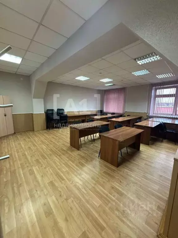 Офис в Челябинская область, Челябинск Сетевая ул., 11 (51 м) - Фото 1