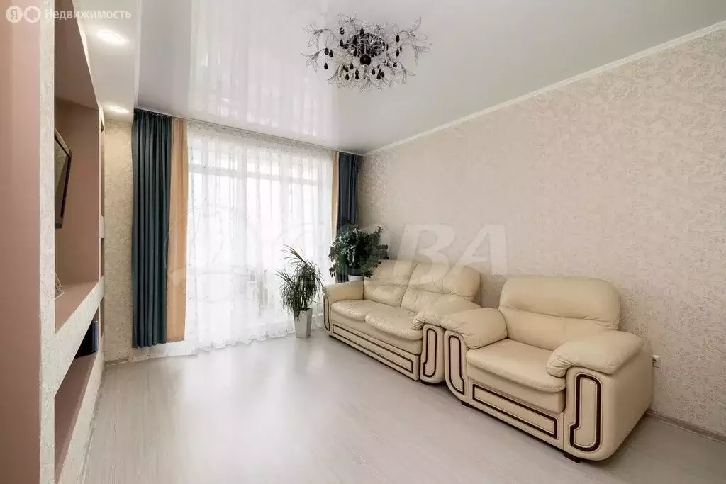 1-комнатная квартира: Тюмень, улица Александра Протозанова, 16к2 (42.5 ... - Фото 1