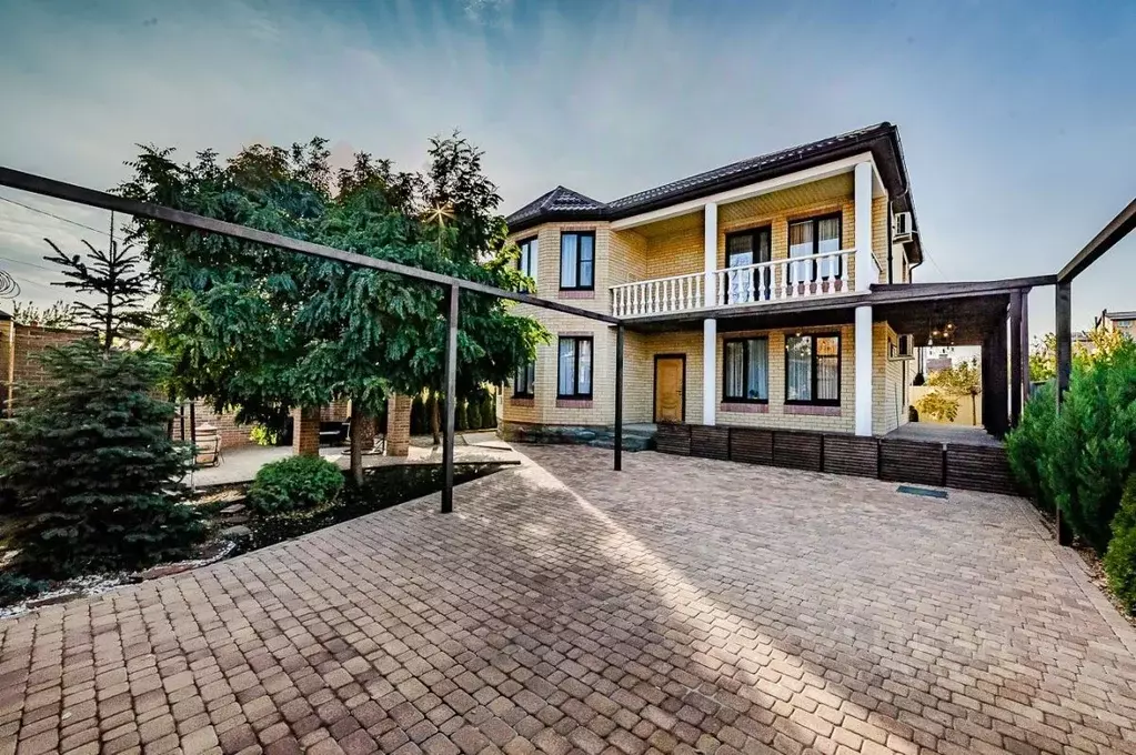 Дом в Краснодарский край, Краснодар Ленинский пер., 31/491 (160 м) - Фото 0