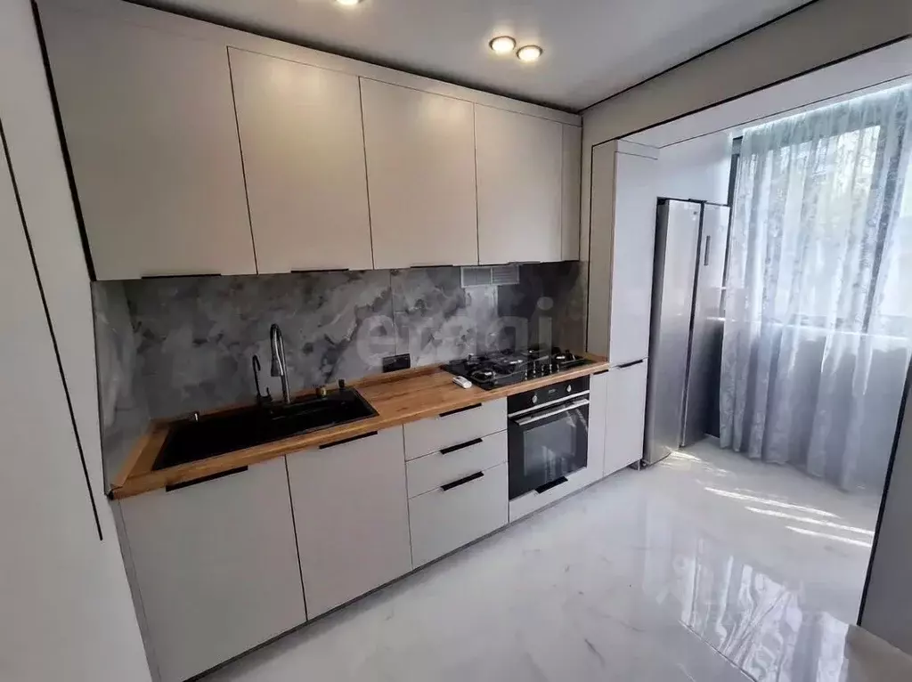 2-к кв. Татарстан, Казань ул. Маршала Чуйкова, 35а (42.9 м) - Фото 1