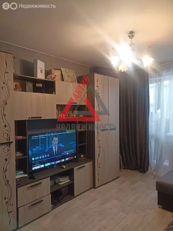 2-комнатная квартира: Каменск-Уральский, улица Суворова, 30 (50.4 м) - Фото 1