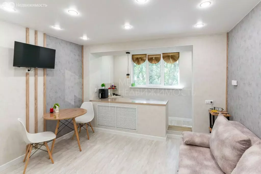 Квартира-студия: Тюмень, улица 30 лет Победы, 77 (17 м) - Фото 1