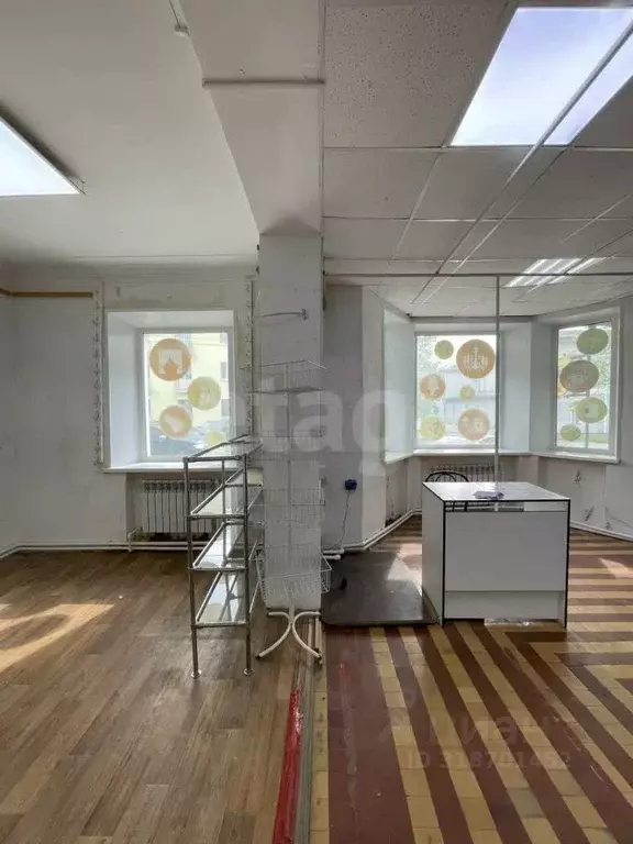 Торговая площадь в Архангельская область, Котлас ул. Луначарского, 9 ... - Фото 1