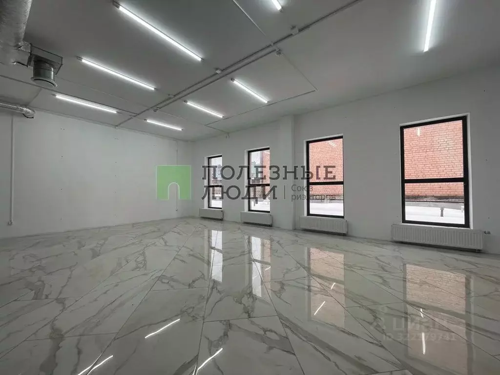 Помещение свободного назначения в Орловская область, Орел Рыночный ... - Фото 2