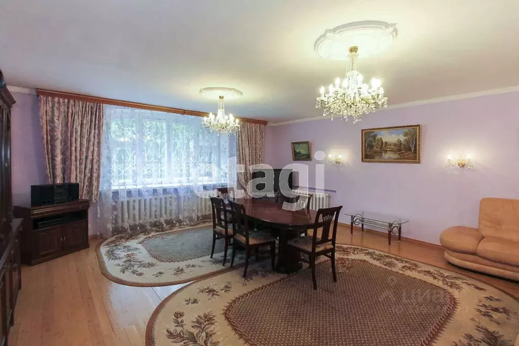 3-к кв. Тюменская область, Тюмень Даудельная ул., 4 (150.0 м) - Фото 0