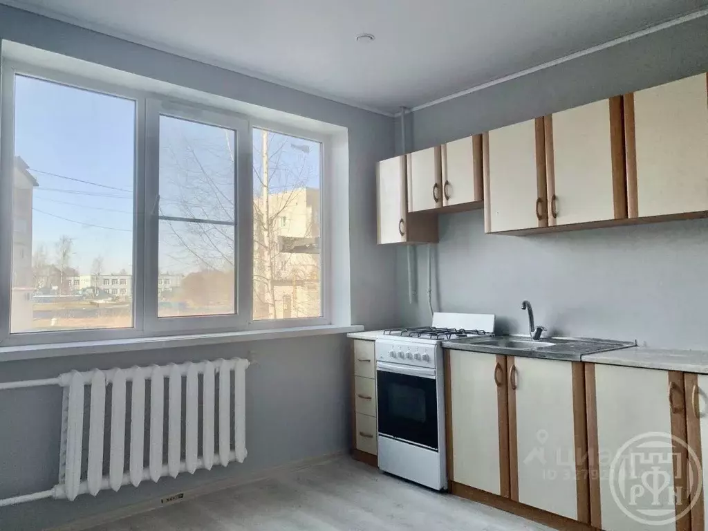 3-к кв. Ленинградская область, Тосненский район, Ульяновское городское ... - Фото 1