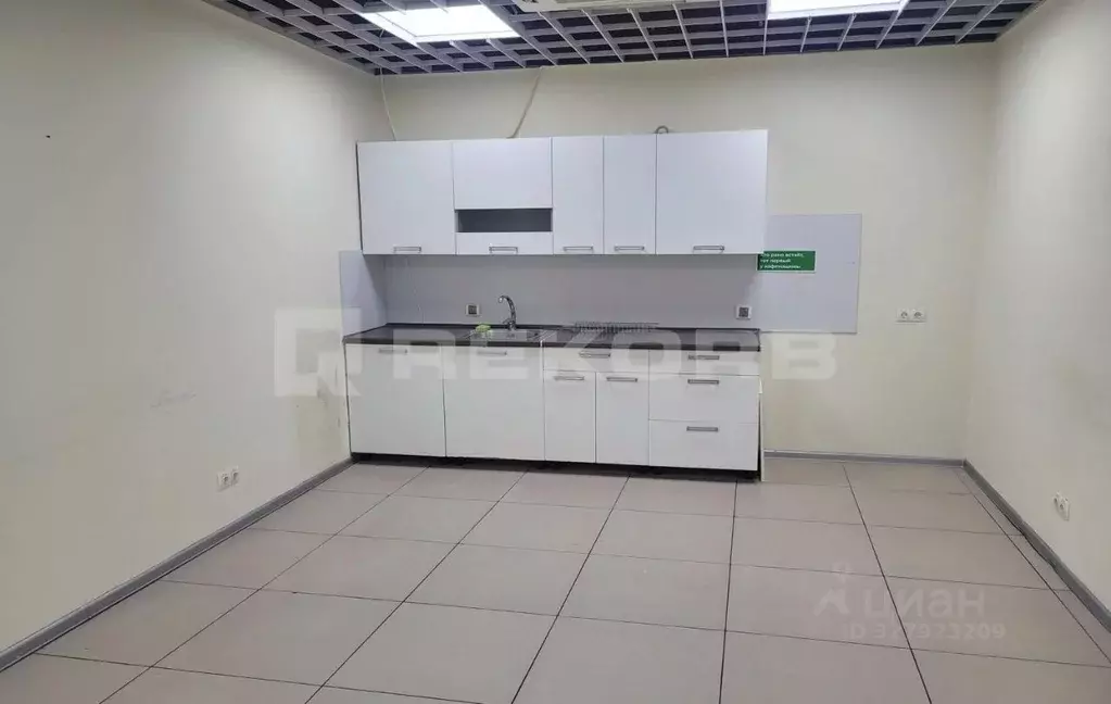 Офис в Санкт-Петербург Петроградская наб., 22 (180 м) - Фото 1