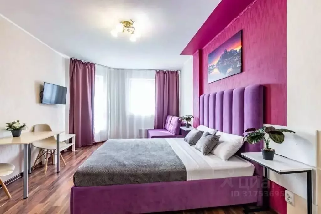 1-к кв. Свердловская область, Екатеринбург ул. Юмашева, 6 (30.0 м) - Фото 0