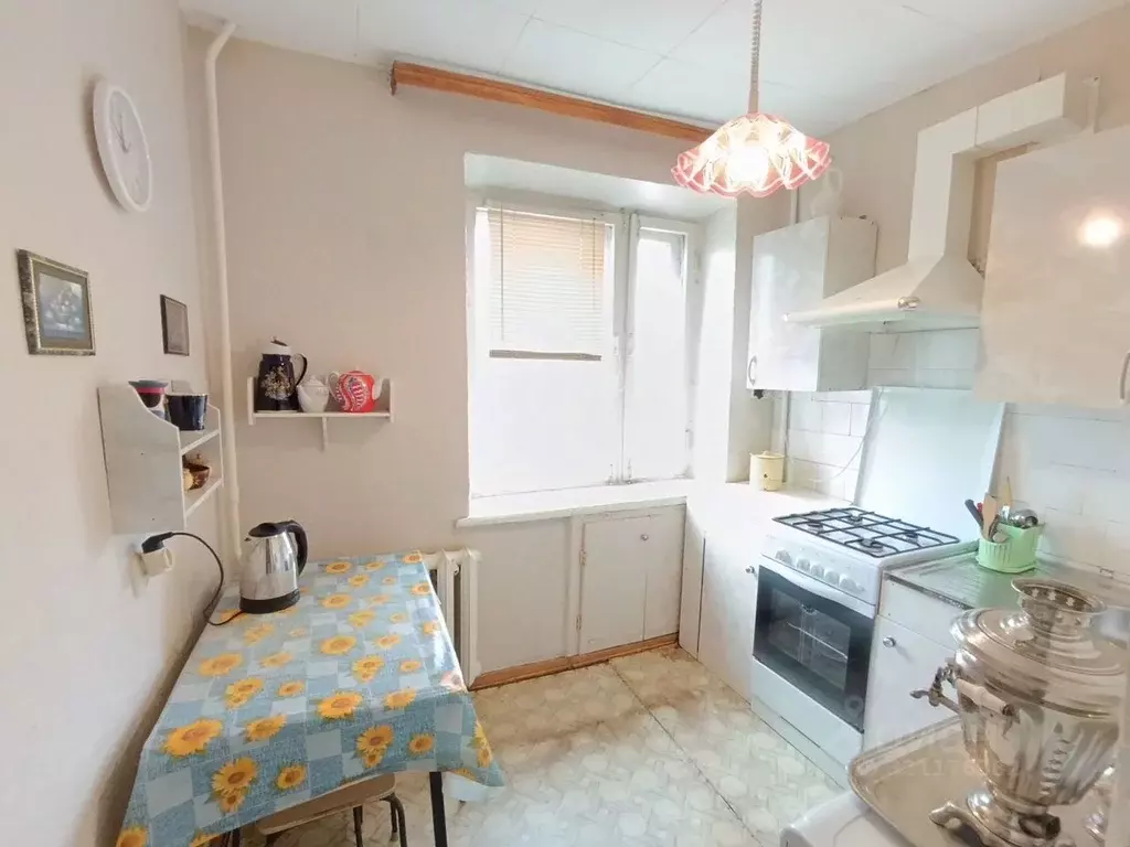 4-к кв. Оренбургская область, Оренбург Больничный проезд, 12А (60.0 м) - Фото 0