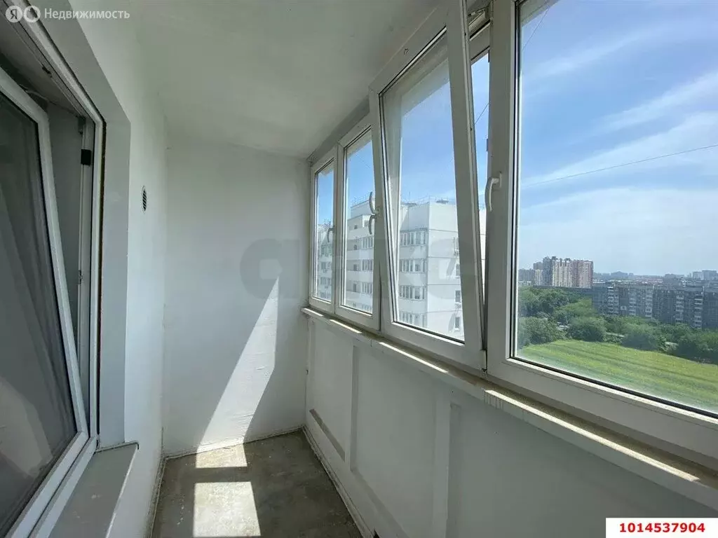1-комнатная квартира: Краснодар, микрорайон Завод Измерительных ... - Фото 0