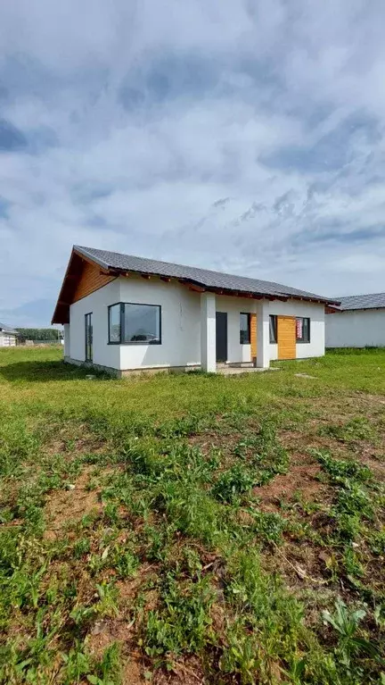 Дом в Башкортостан, Уфимский район, Дмитриевский сельсовет, д. ... - Фото 1