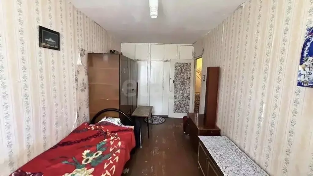 3-к кв. Ленинградская область, Киришский район, Будогощь пгт ул. ... - Фото 1