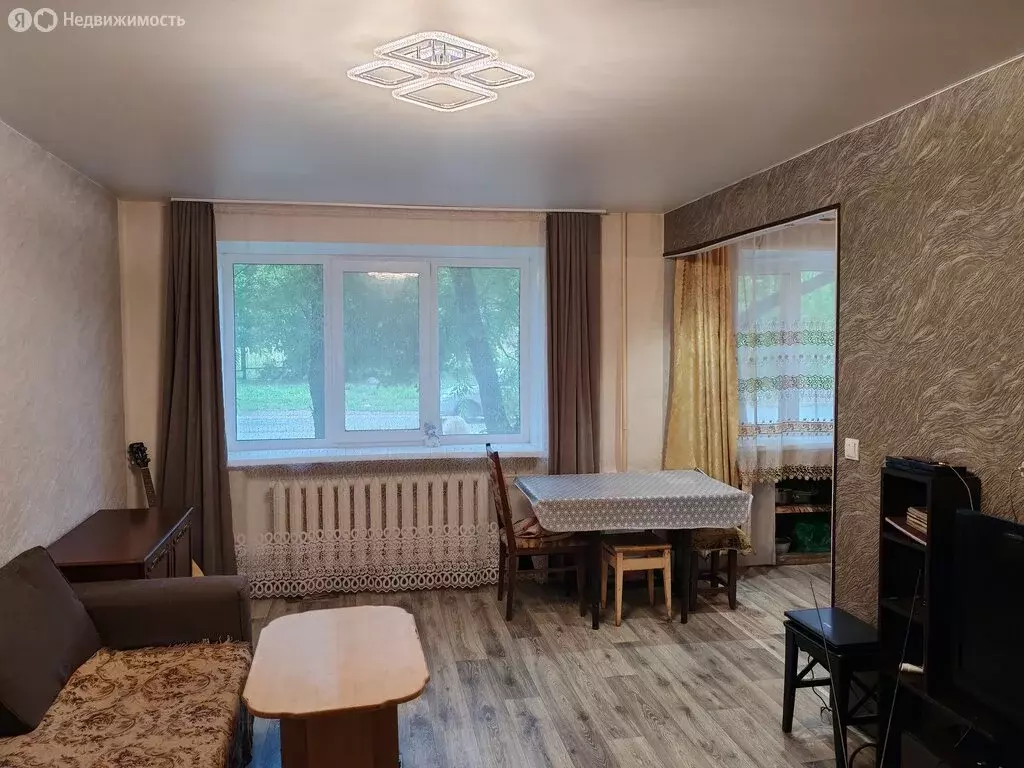 3-комнатная квартира: Омск, проспект Мира, 10Б (57 м) - Фото 0