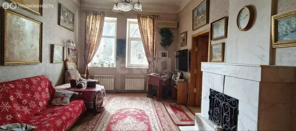 3-комнатная квартира: Феодосия, улица Ленина, 1 (77.2 м) - Фото 1