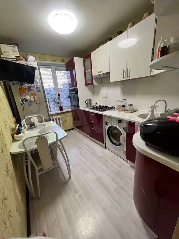 2-к. квартира, 46 м, 1/9 эт. - Фото 0