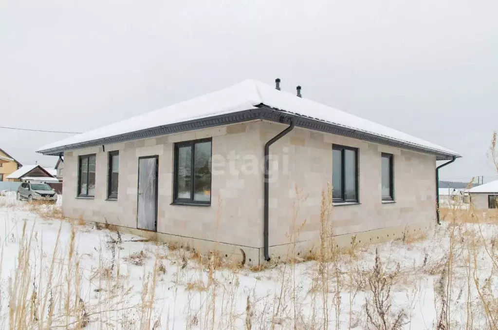 Дом в Пермский край, д. Устиново  (120 м) - Фото 1